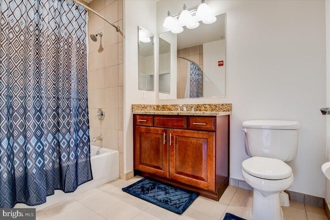 Building Photo - 1023 N Royal St