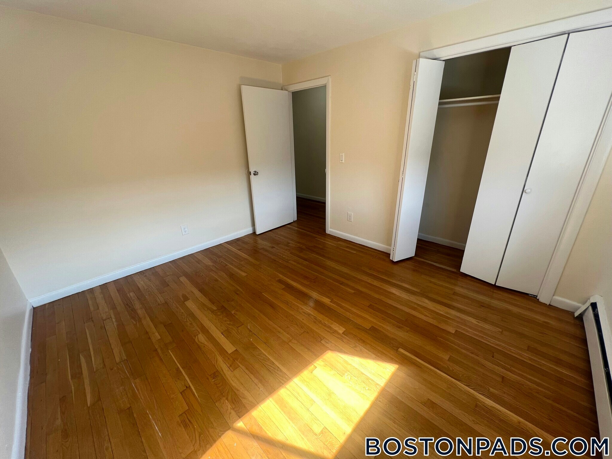 Building Photo - 88 Gardner St