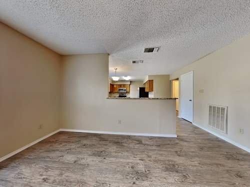Building Photo - 2613 Remmington Dr