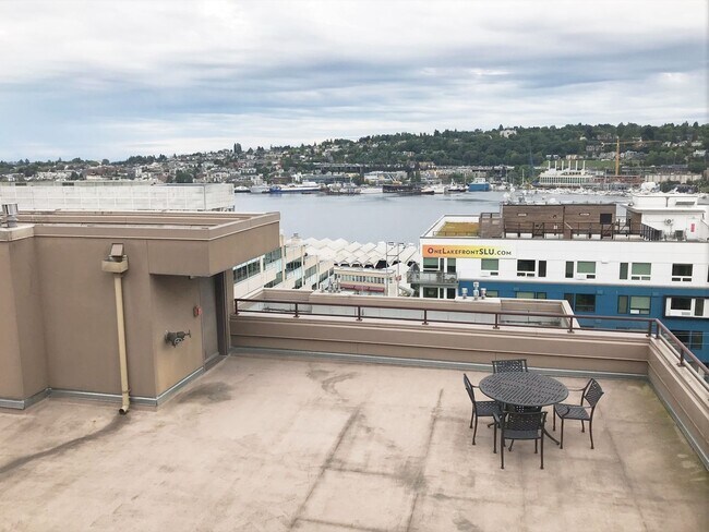 Building Photo - 1Bd/1Ba Seattle Condo
