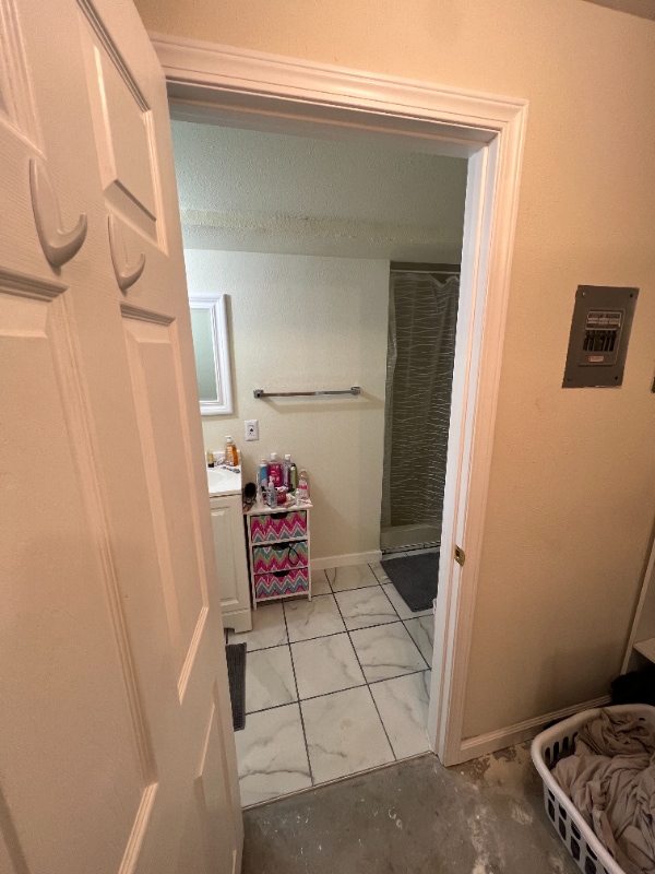 Building Photo - 2754 Phyllis Cir S