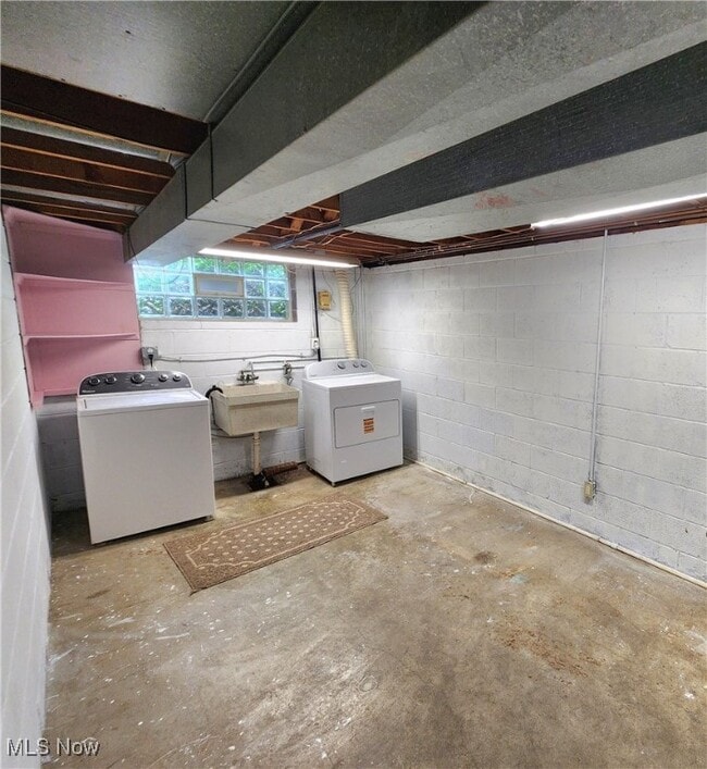 Building Photo - 2908 Bowmen Ln