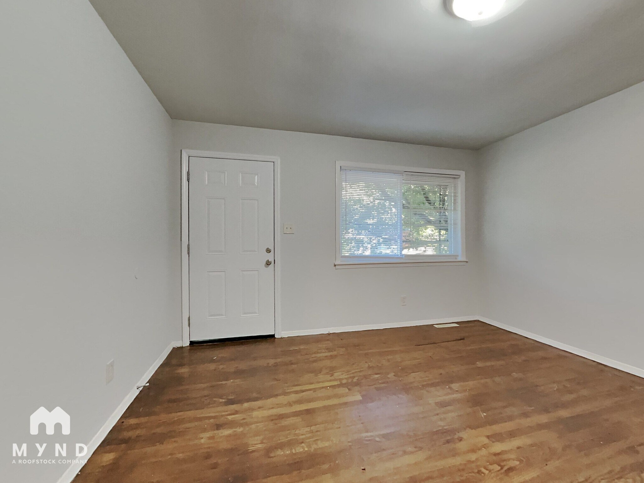 Building Photo - 301 Edgegreen Dr