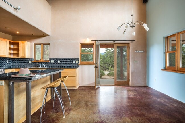 Building Photo - 27 Spanish Peaks Rd