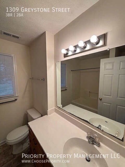 Building Photo - 1309 Greystone St