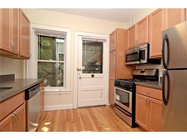 Building Photo - 1401 Willow St