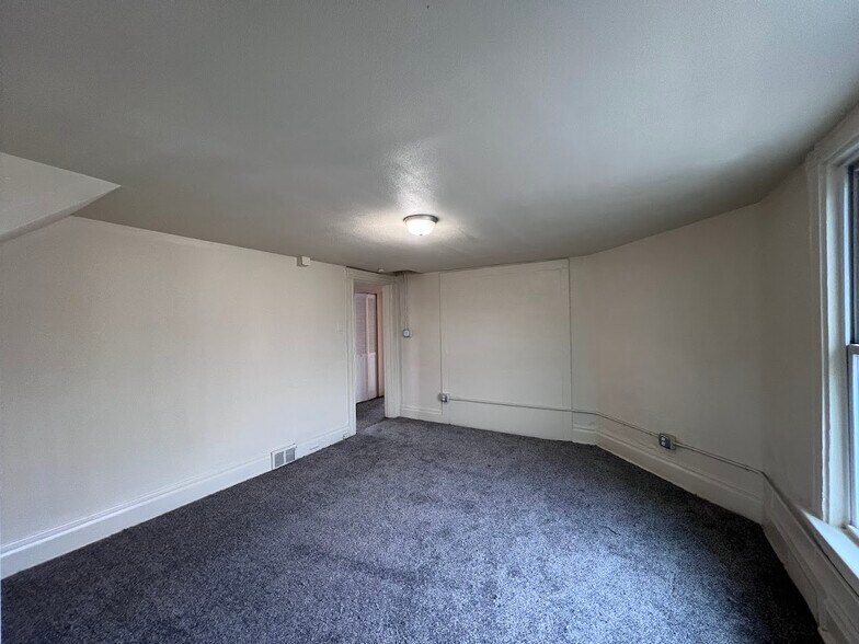 Building Photo - 542 Ohio Ave