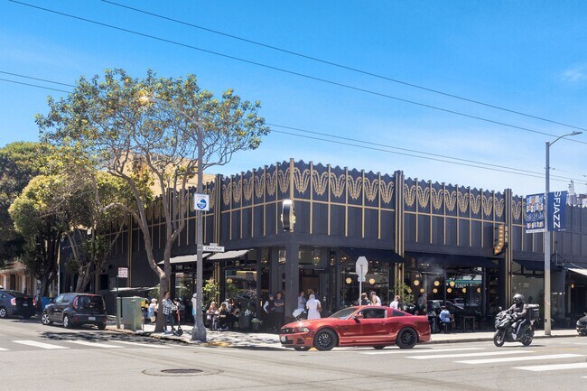 Building Photo - 2128 Bay St