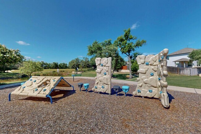 Building Photo - 112 Palo Duro Ct