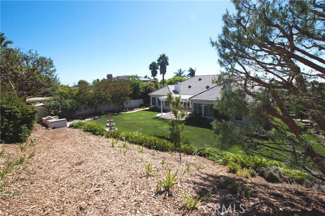 Building Photo - 15 Anacapa