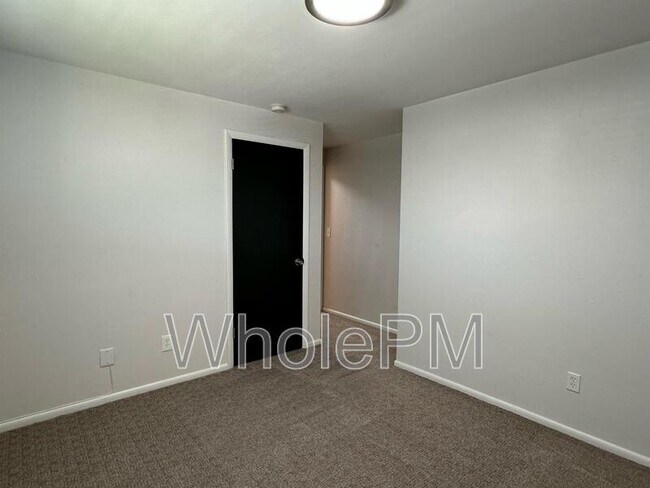 Building Photo - 7017 W 62nd Pl