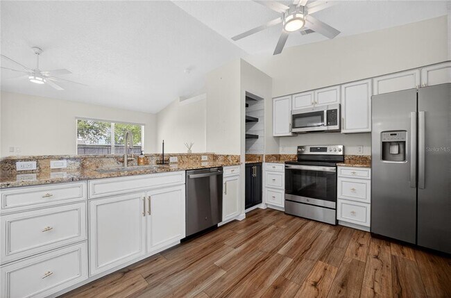 Building Photo - 10748 Siena Dr