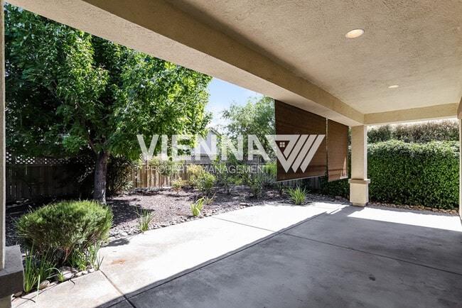 Building Photo - 1871 Gingersnap Ln