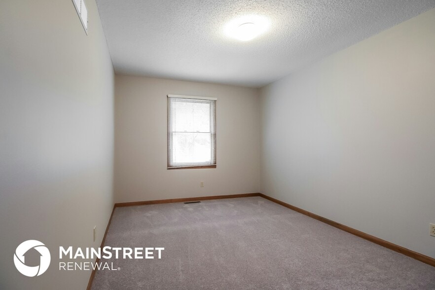 Building Photo - 927 NW 62nd Terrace