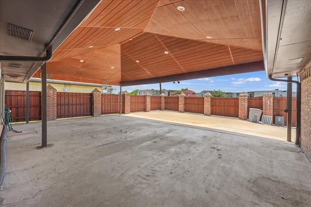 Building Photo - 5429 Enderly Pl