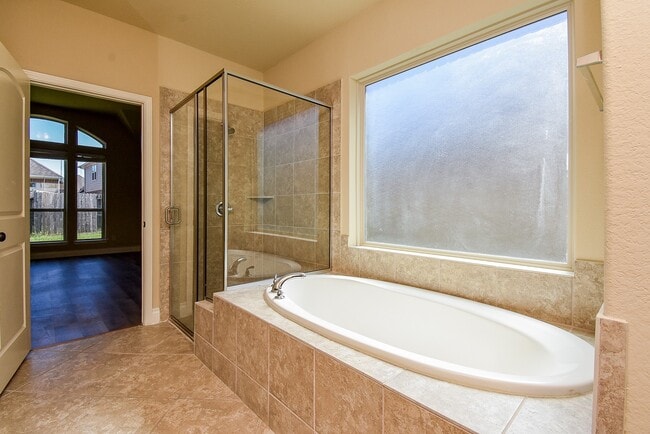 Building Photo - 2530 River Ridge