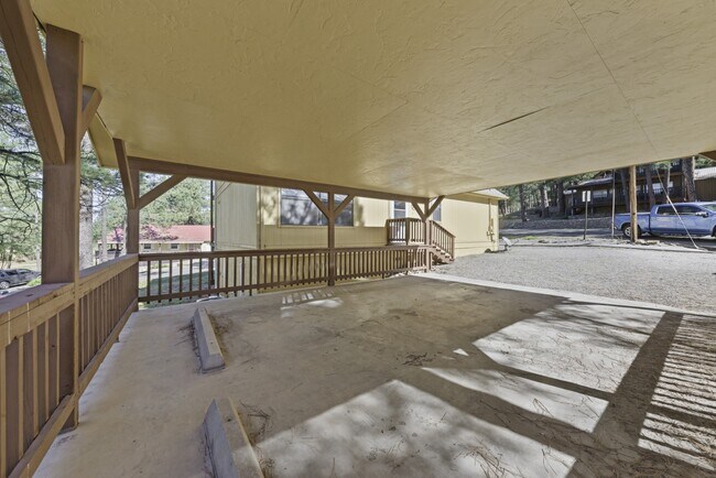 Building Photo - 126 North St