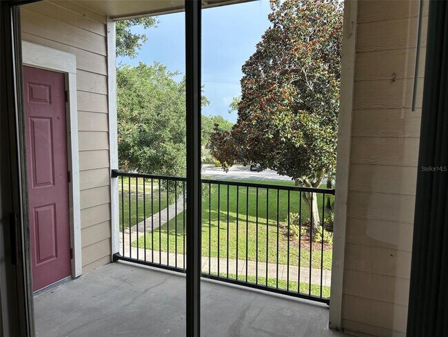 Building Photo - 2015 Erving Cir