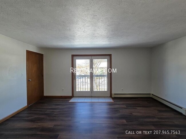 Building Photo - 7 Hartley St