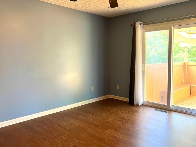 Building Photo - 1330 Pannelly Pl