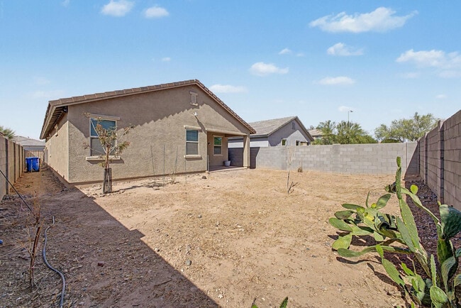 Building Photo - 10519 W Atlantis Wy