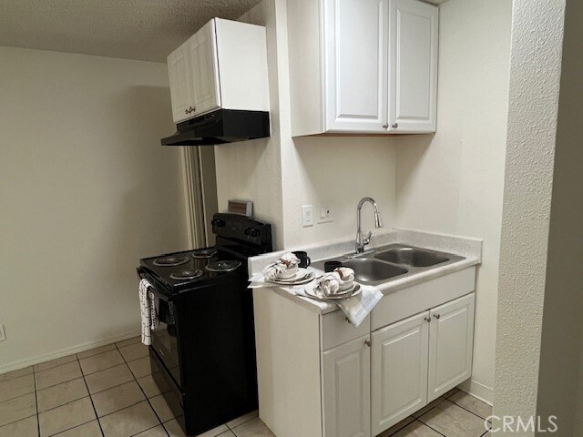 Building Photo - 686 E Cottonwood Rd