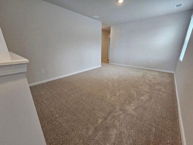 Building Photo - New 5 Bedroom/ 2.5 Bath Home