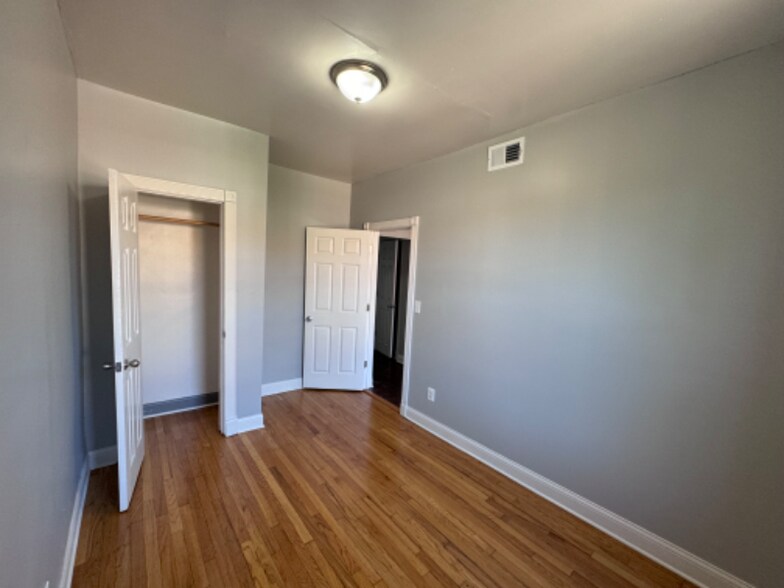 Building Photo - 7436 S Colfax Ave