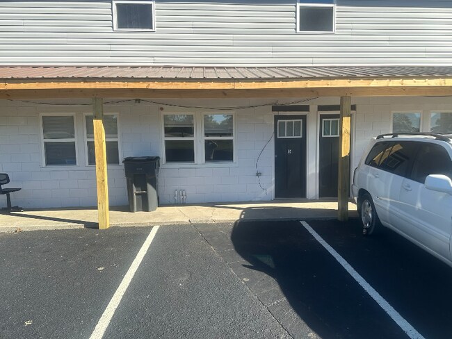 Building Photo - 3241 Enka Hwy