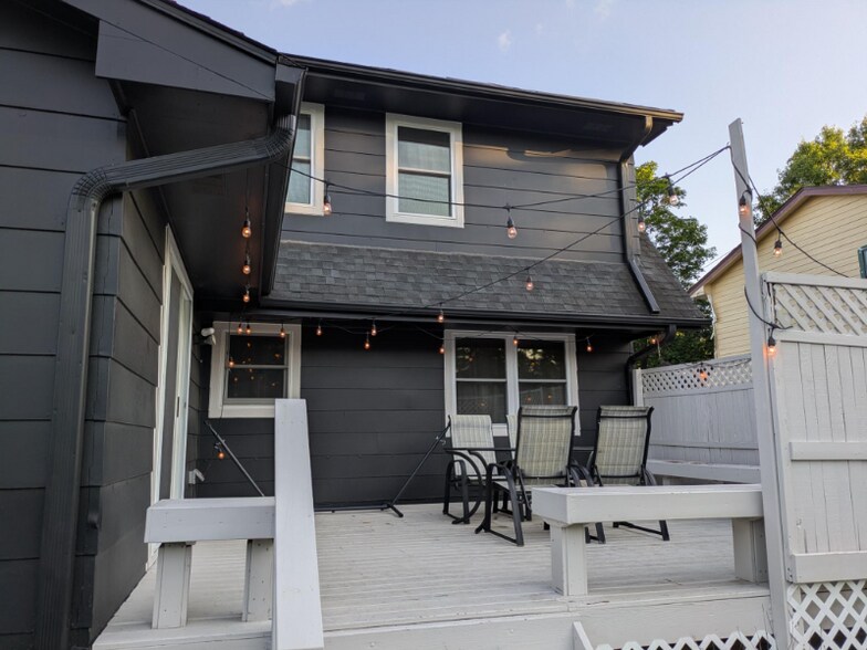 Building Photo - 4415 Amick Ave