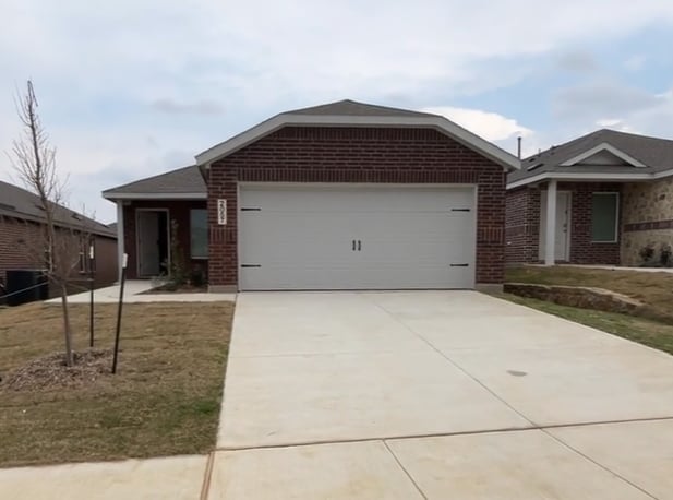 Building Photo - 2057 Belgian Dr