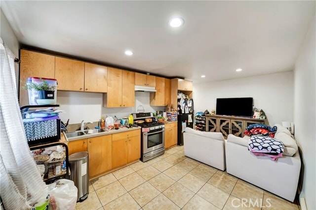 Building Photo - 6735 Elmer Ave