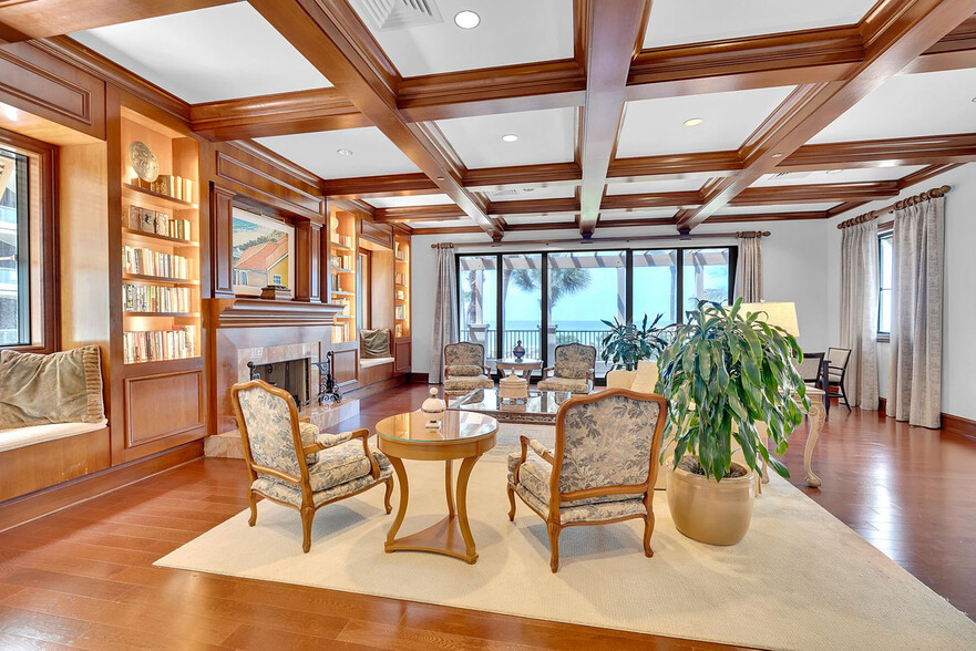 Building Photo - 1281 Gulf of Mexico Dr
