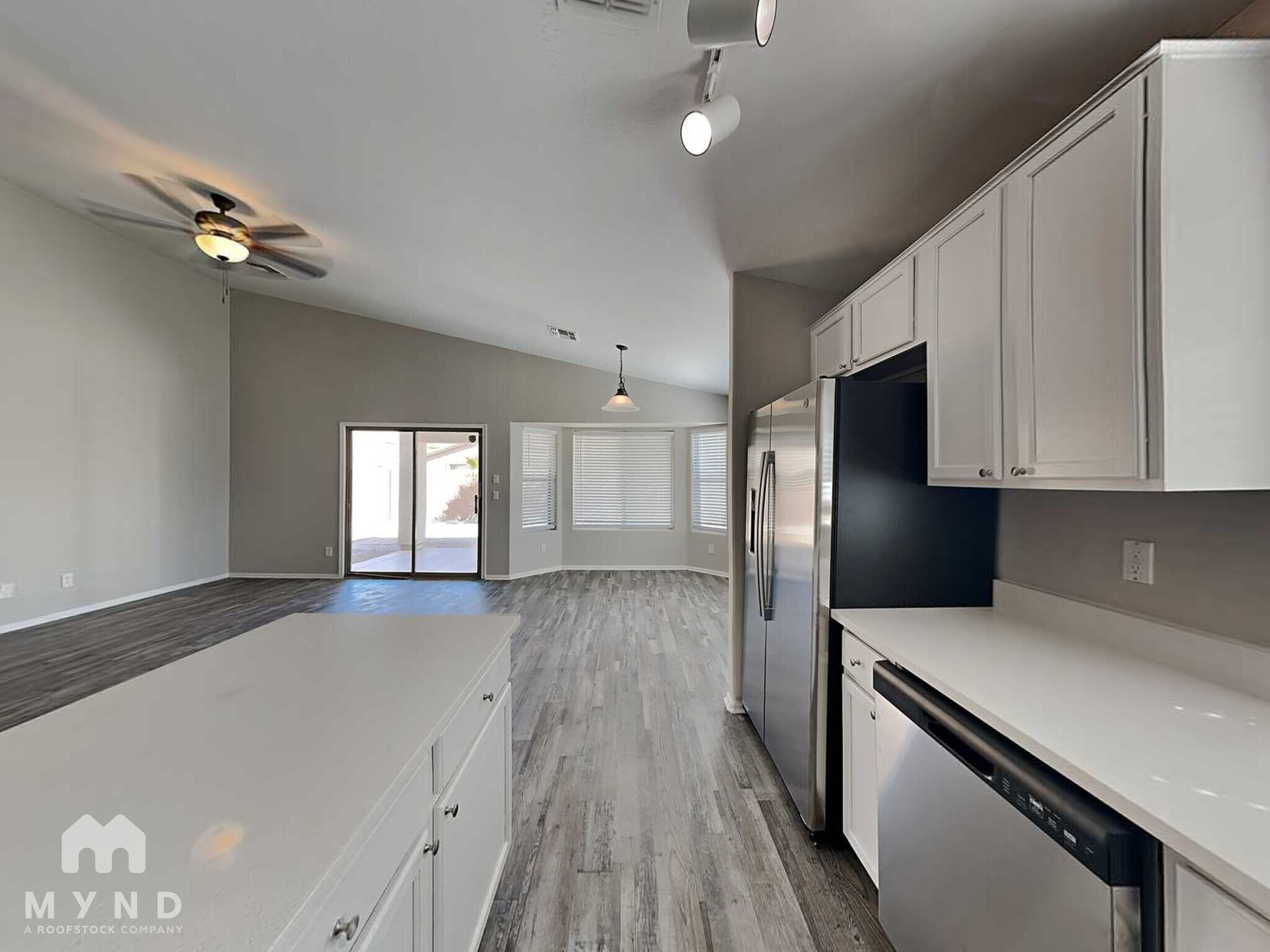 Building Photo - 4231 S 77th Ave