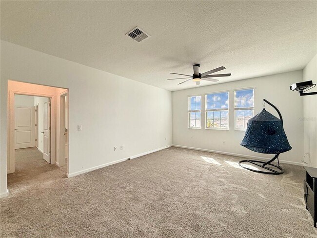 Building Photo - 4411 Holstein St