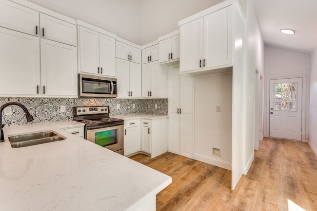 Building Photo - Spacious New Build – 4 Bedroom Home with Modern Features!