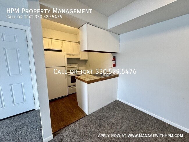 Building Photo - 4225 Middlebranch Ave NE