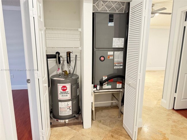 Building Photo - 2146 SW 103rd Pl