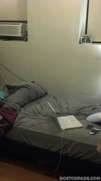 Building Photo - 115 St Stephen St