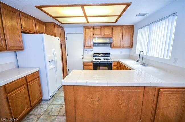 Building Photo - 6762 Shelter Ln