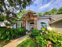 Building Photo - 929 SW 83rd Terrace
