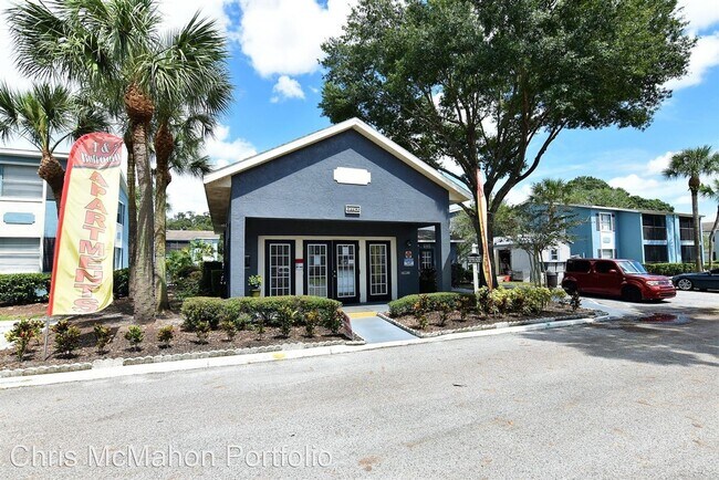 Building Photo - 2 br, 1 bath House - 2531 N Alafaya Trail #57