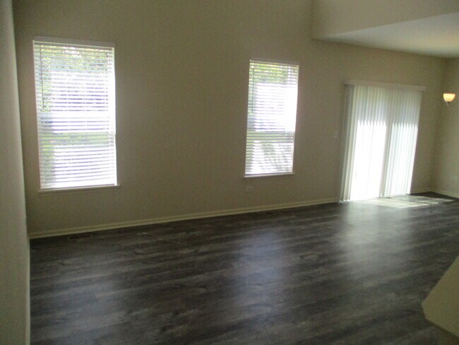 Building Photo - 356 Littleton Trail