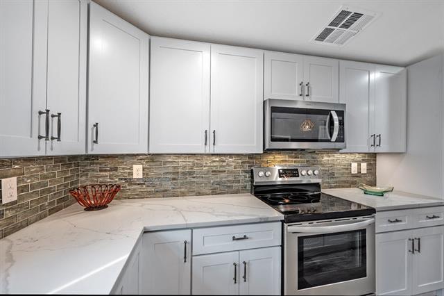 Building Photo - 269 Sherman Dr