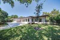 Building Photo - 1117 Alfonso Ave