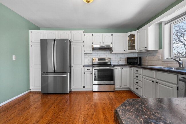 Building Photo - 9434 Neal Rd