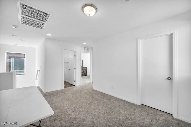 Building Photo - 4054 E Tonopah Ave