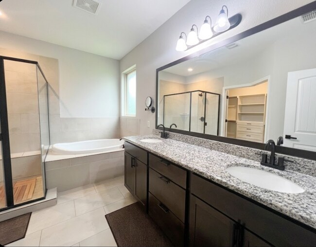 Building Photo - AVAILABLE NOW; APPLY AT OUR WEBSITE TODAY!!