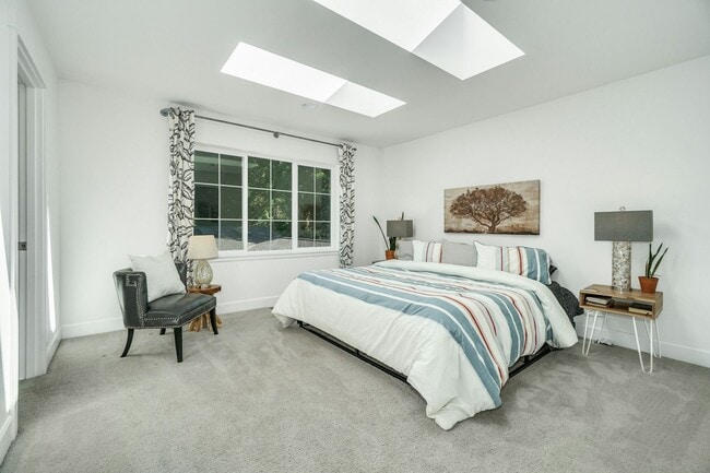 Building Photo - Luxury Estate Compound in Woodinville