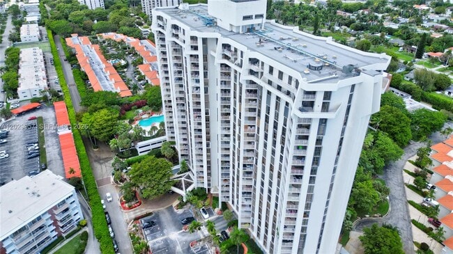 Building Photo - 4000 Towerside Terrace